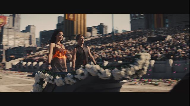 File:Thgchariot12burn.jpg