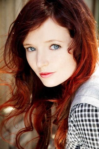 File:AnnieActress.jpg