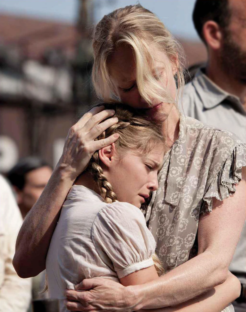 Mrs Everdeen The Hunger Games Wiki FANDOM Powered By Wikia