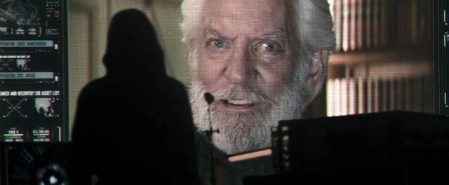 File:President snow 2 hunger-games-mockingjay-part-1.jpg