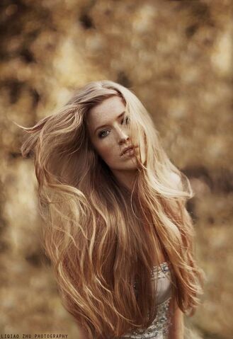 File:Long-Blonde-Hair.jpg