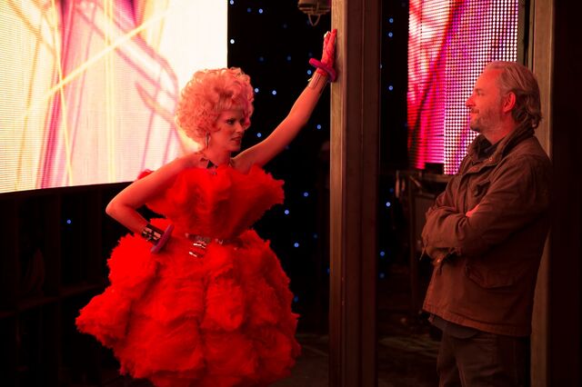 File:Effie Francis BTS-catchingfire.jpg