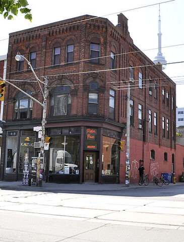 File:Tobys Apartment.jpg