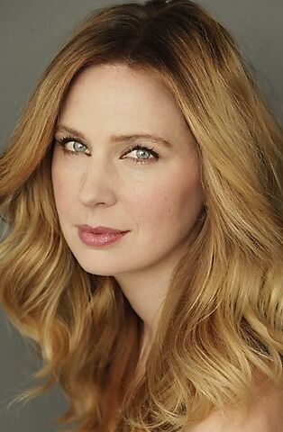 File:Anne Dudek.jpg