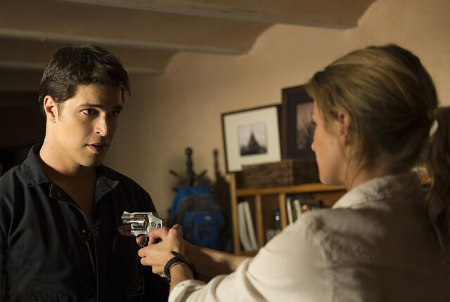 File:Pilot 08.jpg
