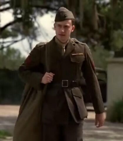 File:Sledge back home.jpg