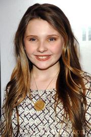 File:Abigailbreslin.jpg