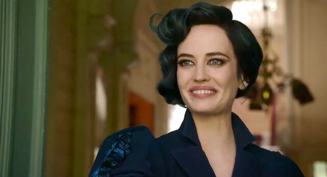 File:Miss-peregrines-home-for-peculiar-children-15343-large.jpg