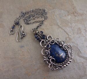 Lapis necklace2