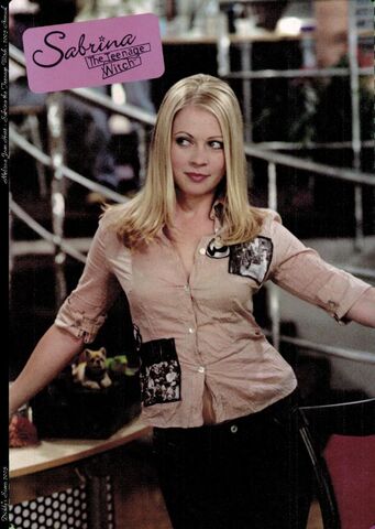 File:Melissa-joan-hart-sabrina-teenage-witch-2005-annual-5.jpg