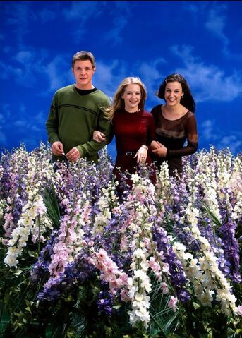 File:Sabrina-The-Teenage-Witch-promos-sabrina-the-teenage-witch-29883610-1002-1400.jpg