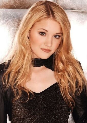 File:Amanda-Joy-Michalka-15741.jpg