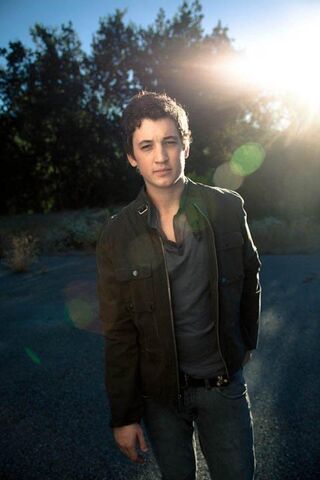 File:Miles-teller (1).jpg