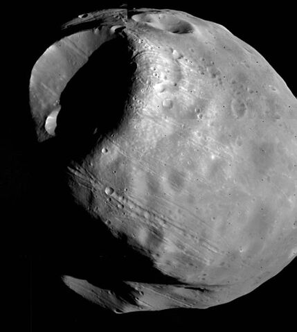 File:536px-Phobos-viking1.jpg