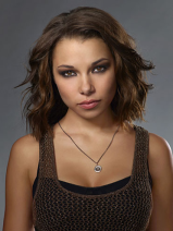 File:Symone Warren.png