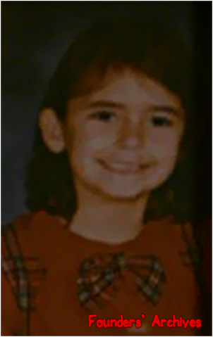 File:Little Elena2.png