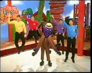 Henry'sChristmasDance