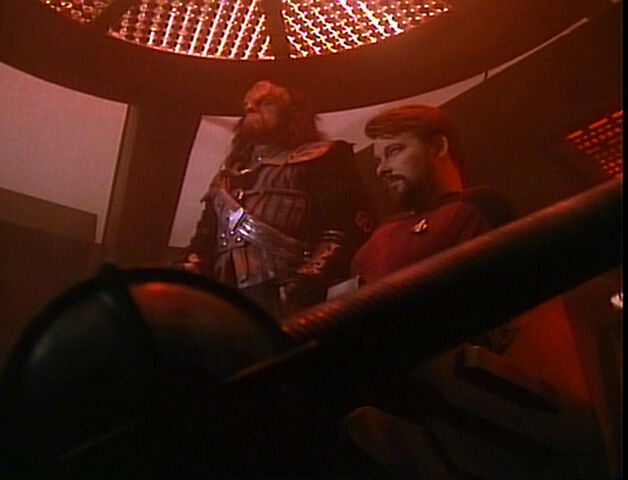 File:TNG2.08AMatterofHonor.jpg