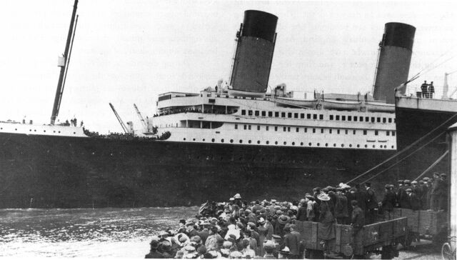 File:Titanic-leaving-Ocean-Dock.jpg