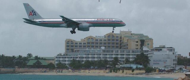File:Sxm landing.jpg