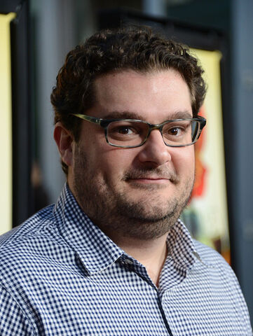 File:Bobby+Moynihan+Arrivals+Brass+Teapot+Screening+-jHyRfe Sn4l.jpg