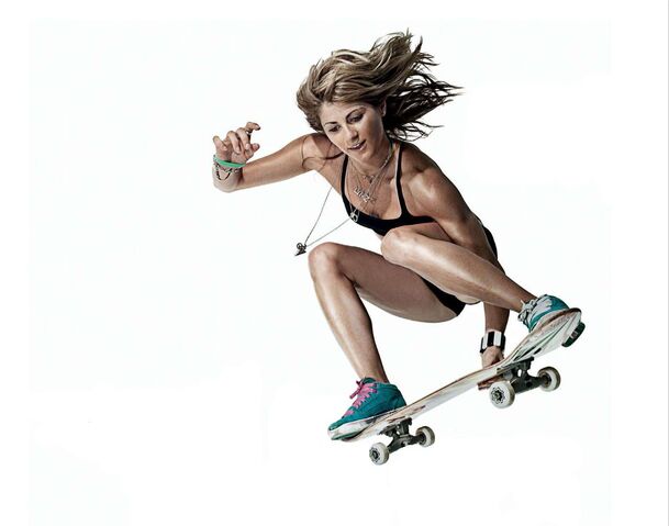 File:Lynz photoshoot.jpg