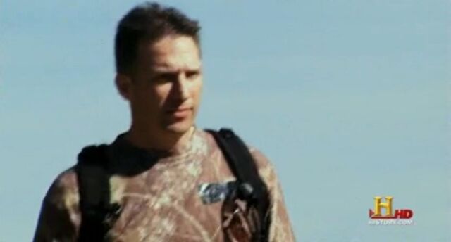 File:Adam Benson arrival.jpg