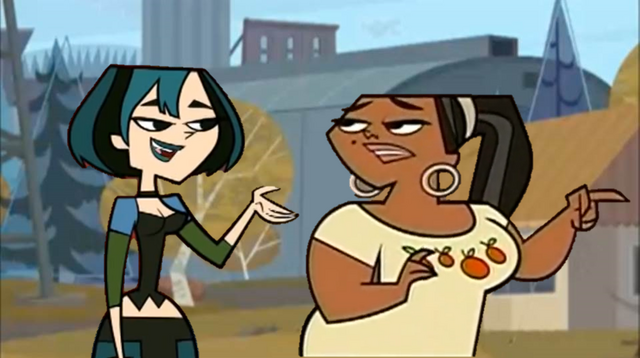 File:Gwen&LeshawnaTalkAboutTheirTeam.png