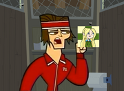 TylerVotesOutDawn