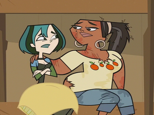 Leshawna comforts gwen
