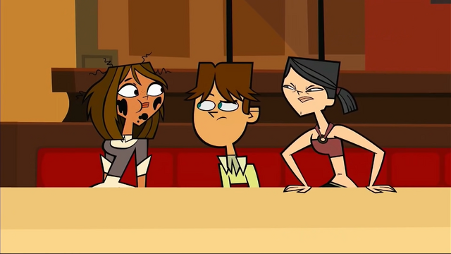 File:China heather suspicious of courtney.png
