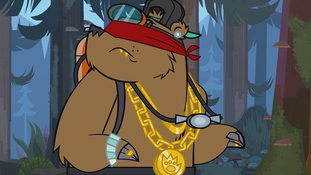 File:BLING BEAR BOI.jpg