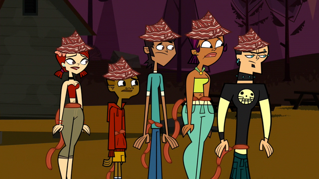 File:HeroesGetBaconHats.png