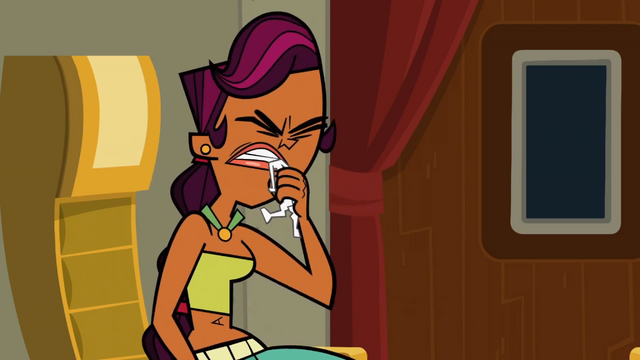File:Eatgwen.png
