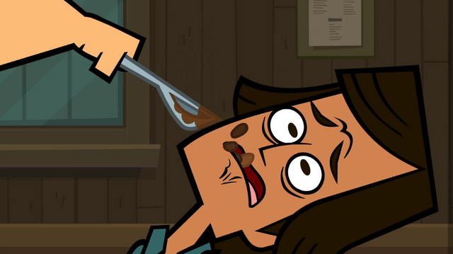 File:Owen feed noah.png