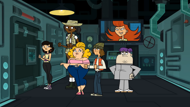 File:EveryoneandScarlett.png
