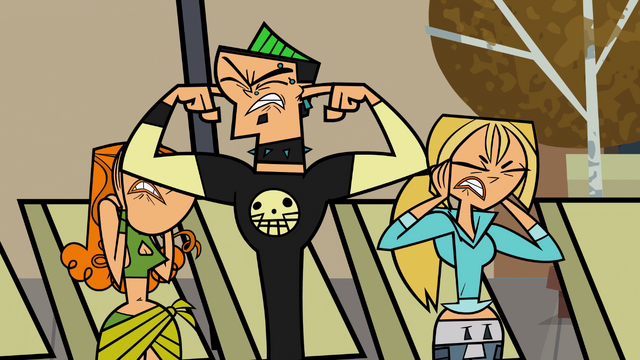 File:IzzyDuncanBridgette.png