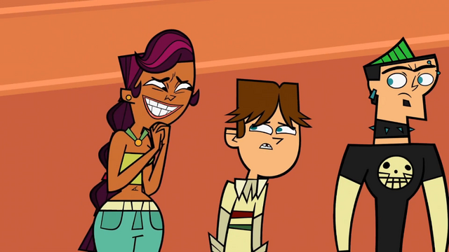 File:Niagara falls sierra fawns over cody.png