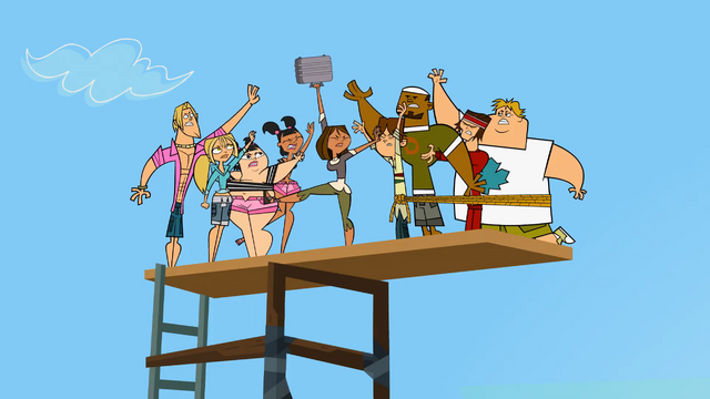 File:Courtney vs everyone.png