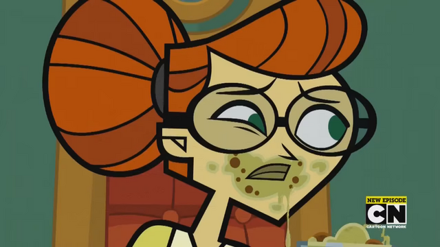 File:Scarlett eat Juggy Chunks.png