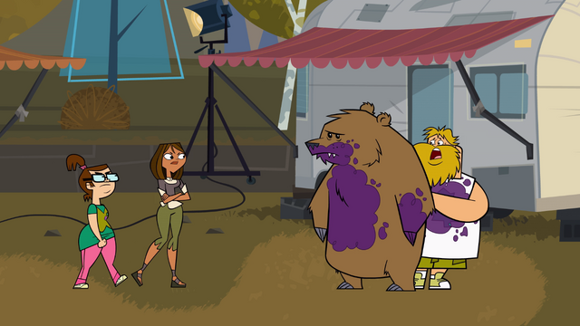 File:CourtneyBethConfrontOwen.png