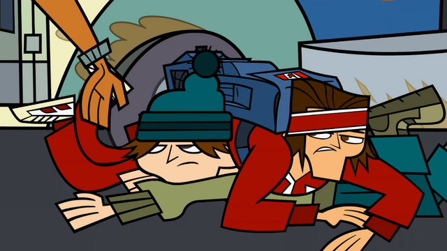 File:AlejandroHelpsTheGuys.png