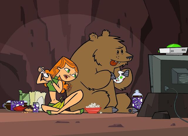 File:Izzy and Bear.jpg