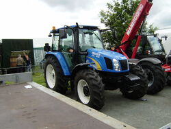 New Holland T5060