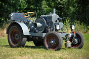 Kraemer K18 Traktor Beschnitt