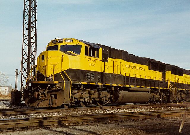 File:NYSW SD70M's.jpg
