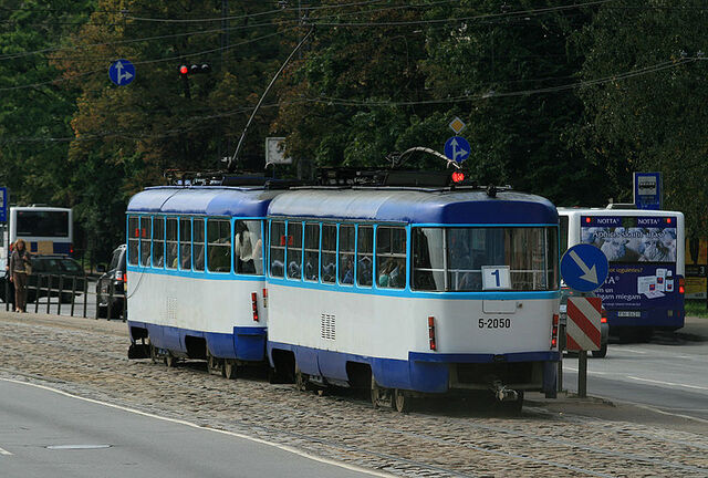 Plik:800px-Tatra T3A.jpg