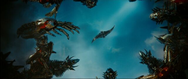 File:Rotf-primes&matrix-film-1.jpg