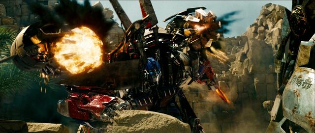 File:Rotf-jetpoweroptimusprime-film-1.jpg