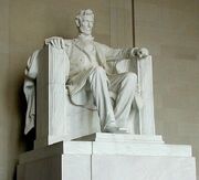 Lincolnstatue.jpg